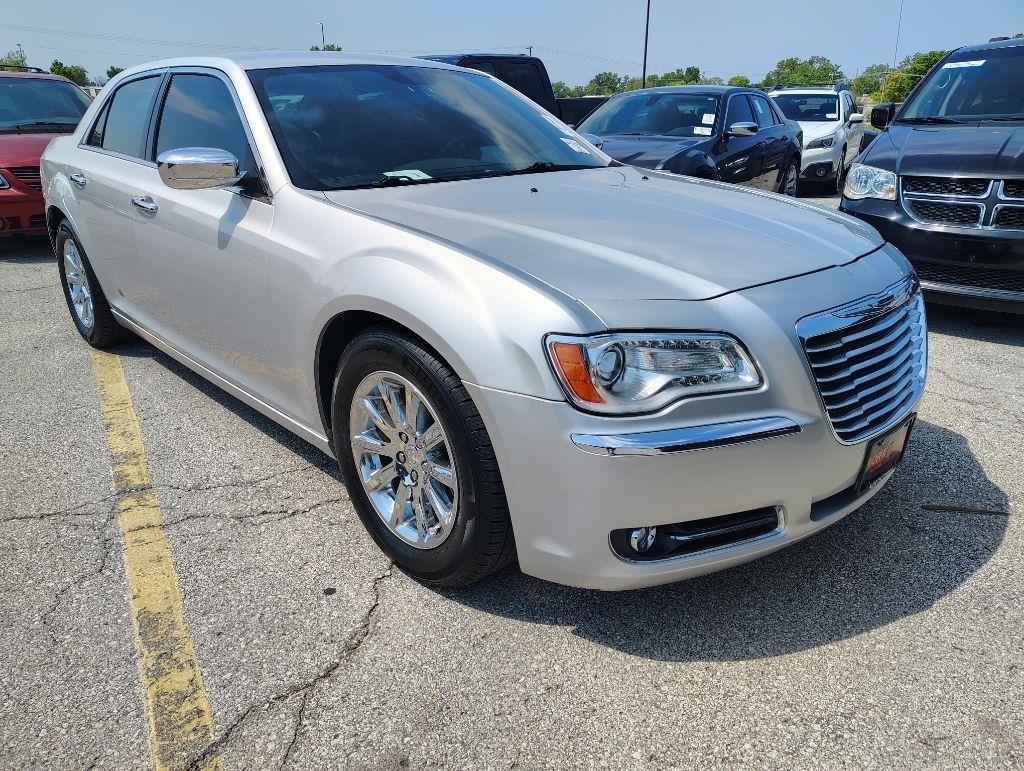 Chrysler 300  2012
