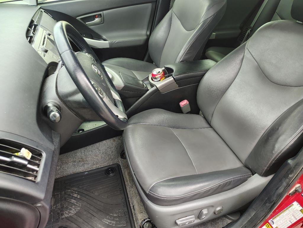 Toyota Prius  2012