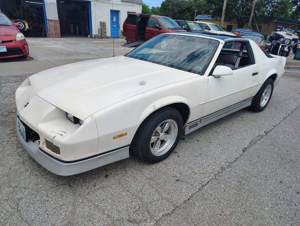 Chevrolet Camaro  1988