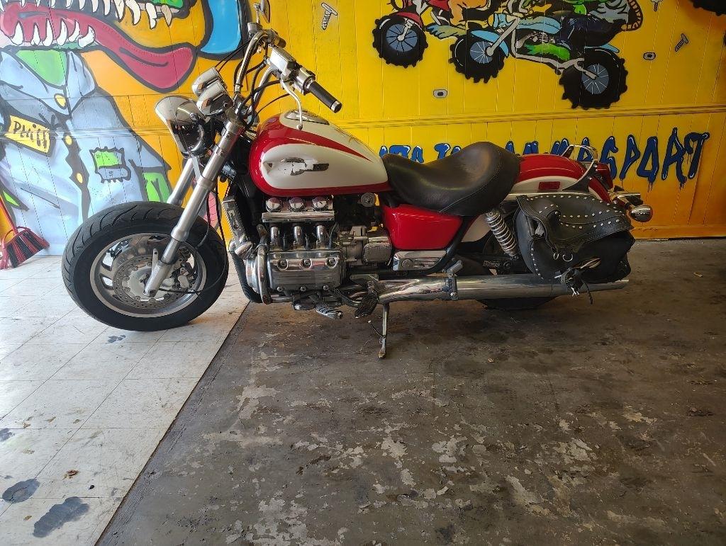 Honda GL1500C  1997