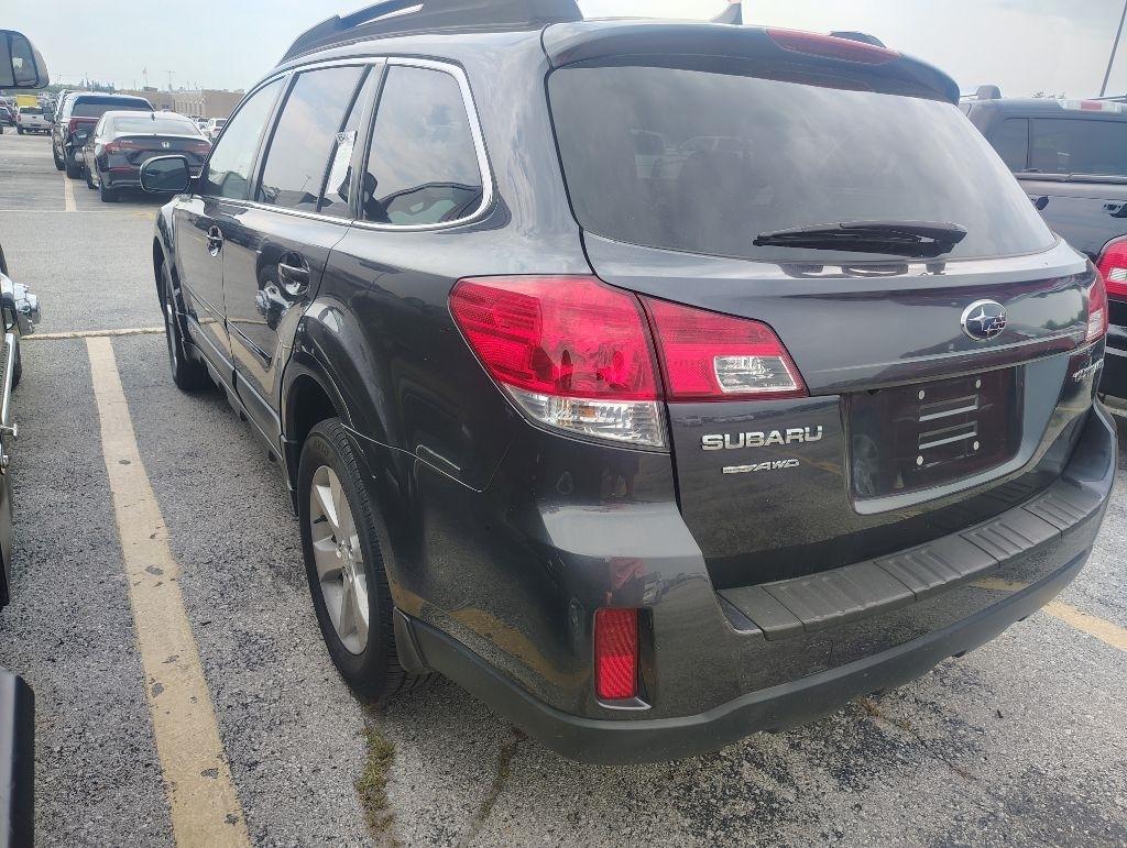 Subaru Outback  2013