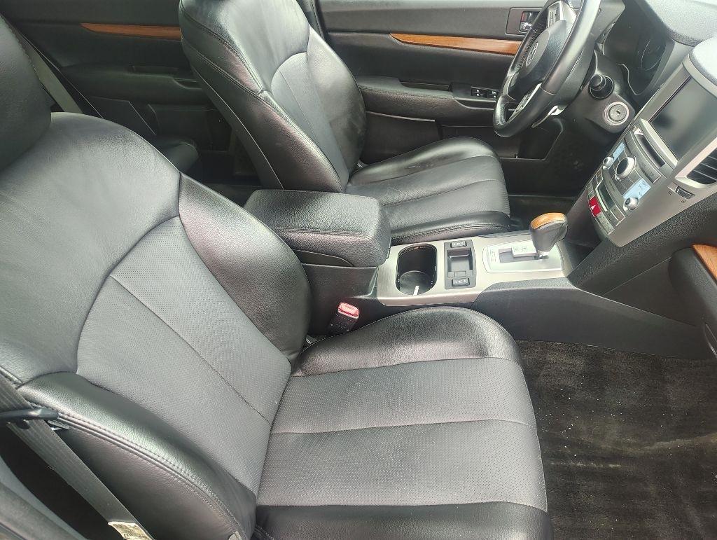 Subaru Outback  2013