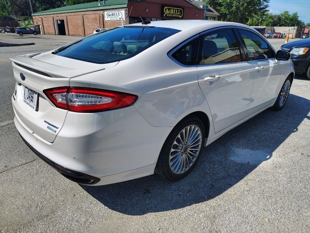 Ford Fusion  2015