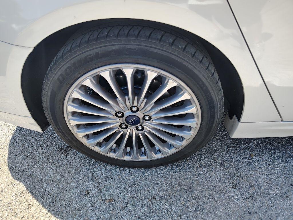 Ford Fusion  2015