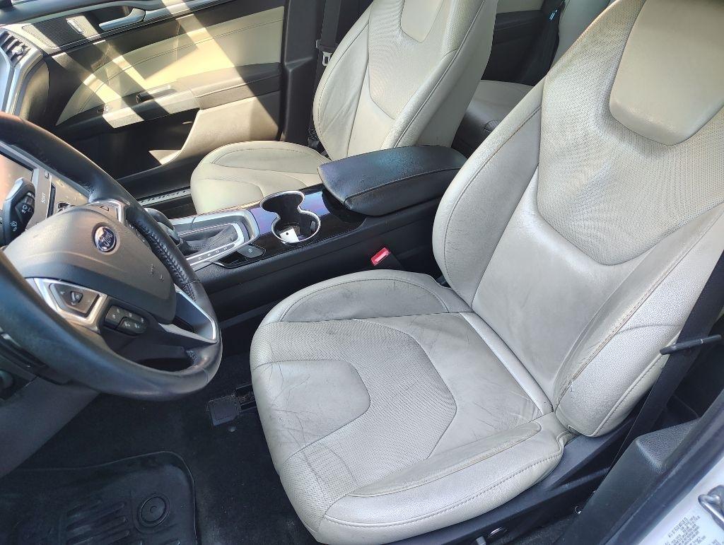Ford Fusion  2015