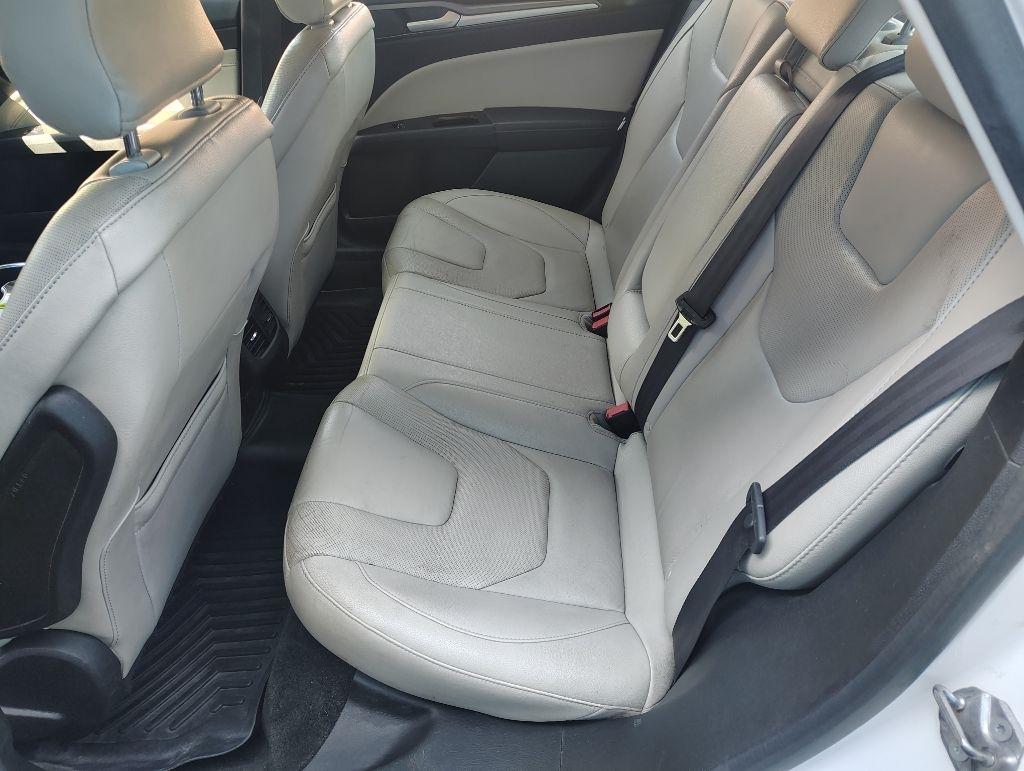 Ford Fusion  2015