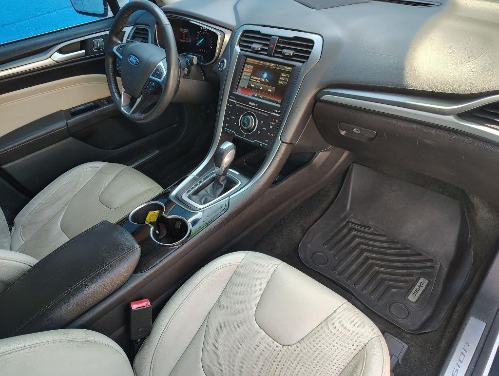 Ford Fusion  2015