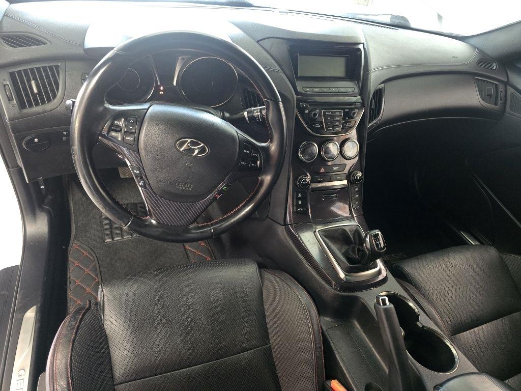 Hyundai Genesis Coupe  2015