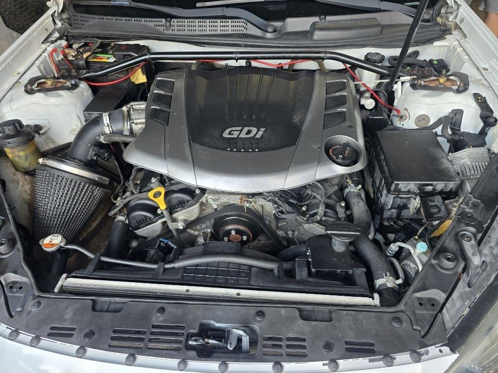 Hyundai Genesis Coupe  2015