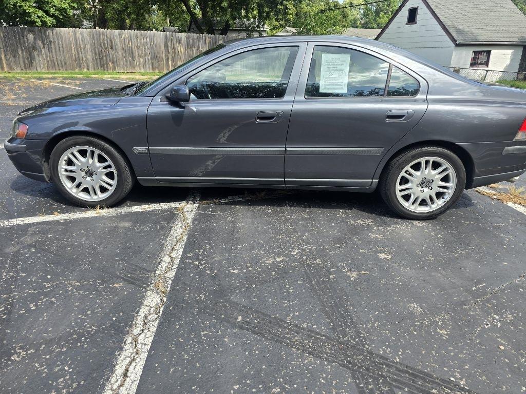 Volvo S60  2004