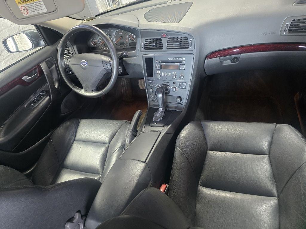 Volvo S60  2004
