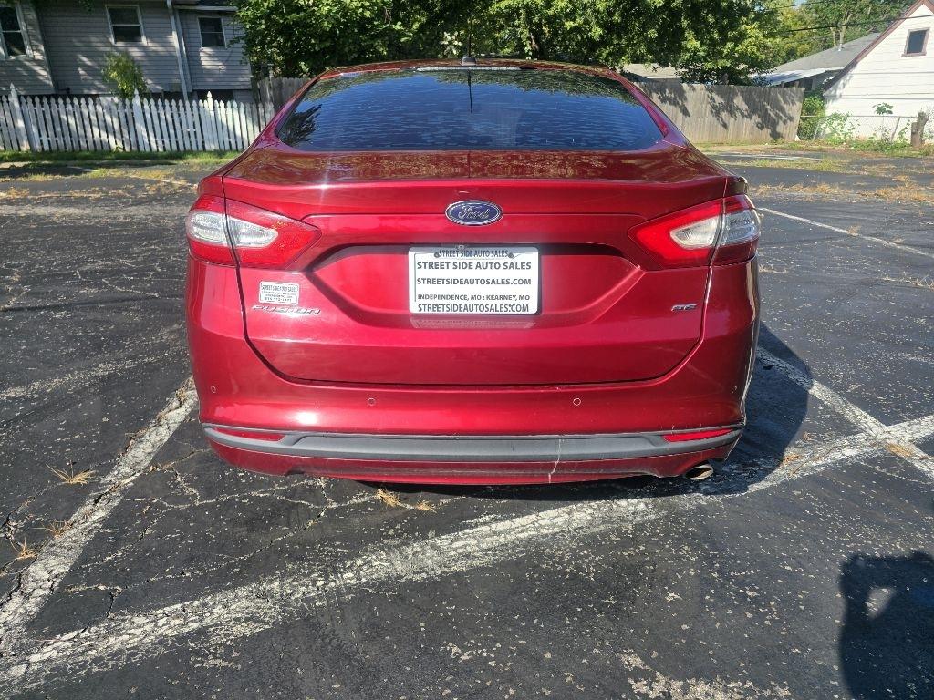 Ford Fusion  2016
