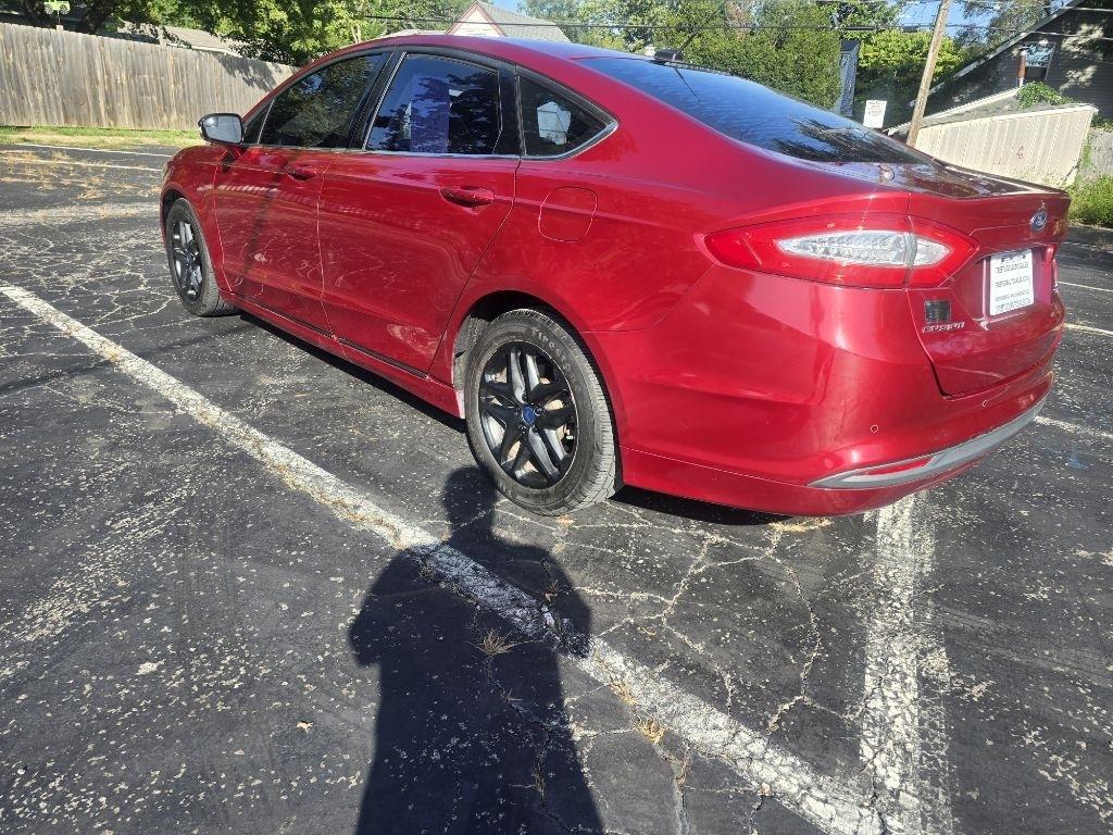 Ford Fusion  2016