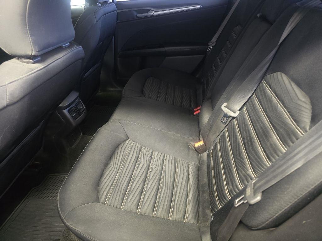 Ford Fusion  2016