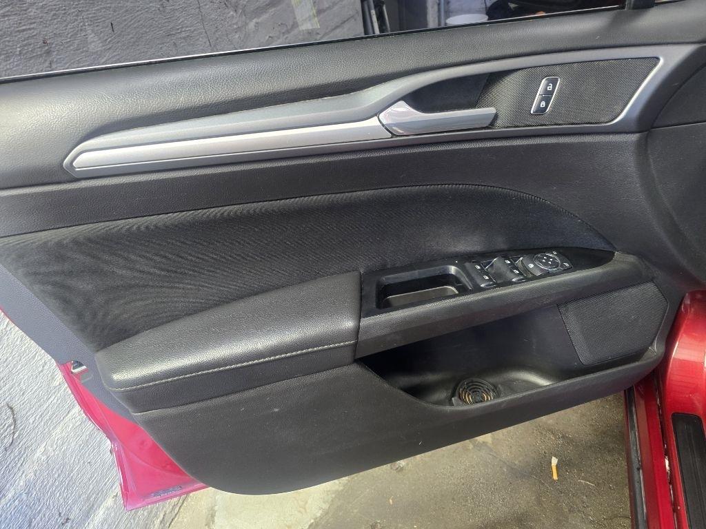 Ford Fusion  2016