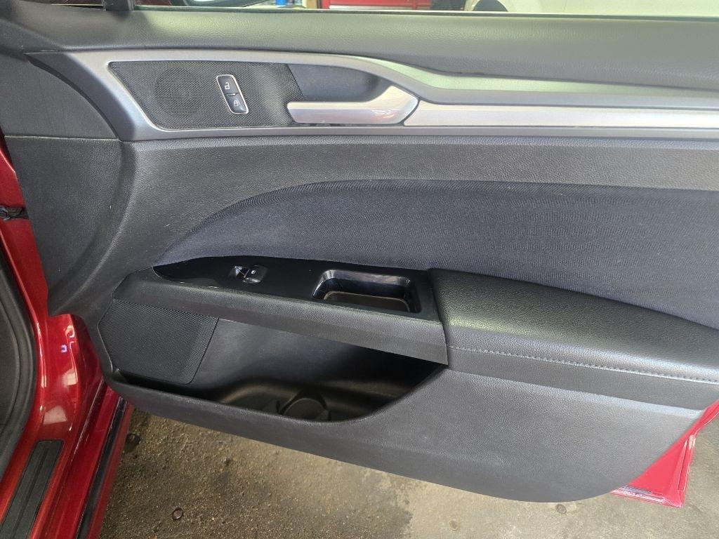 Ford Fusion  2016