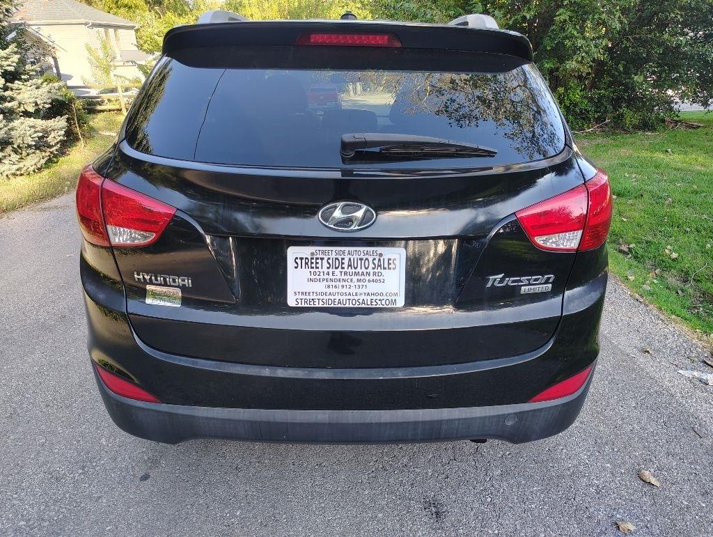 Hyundai Tucson  2010