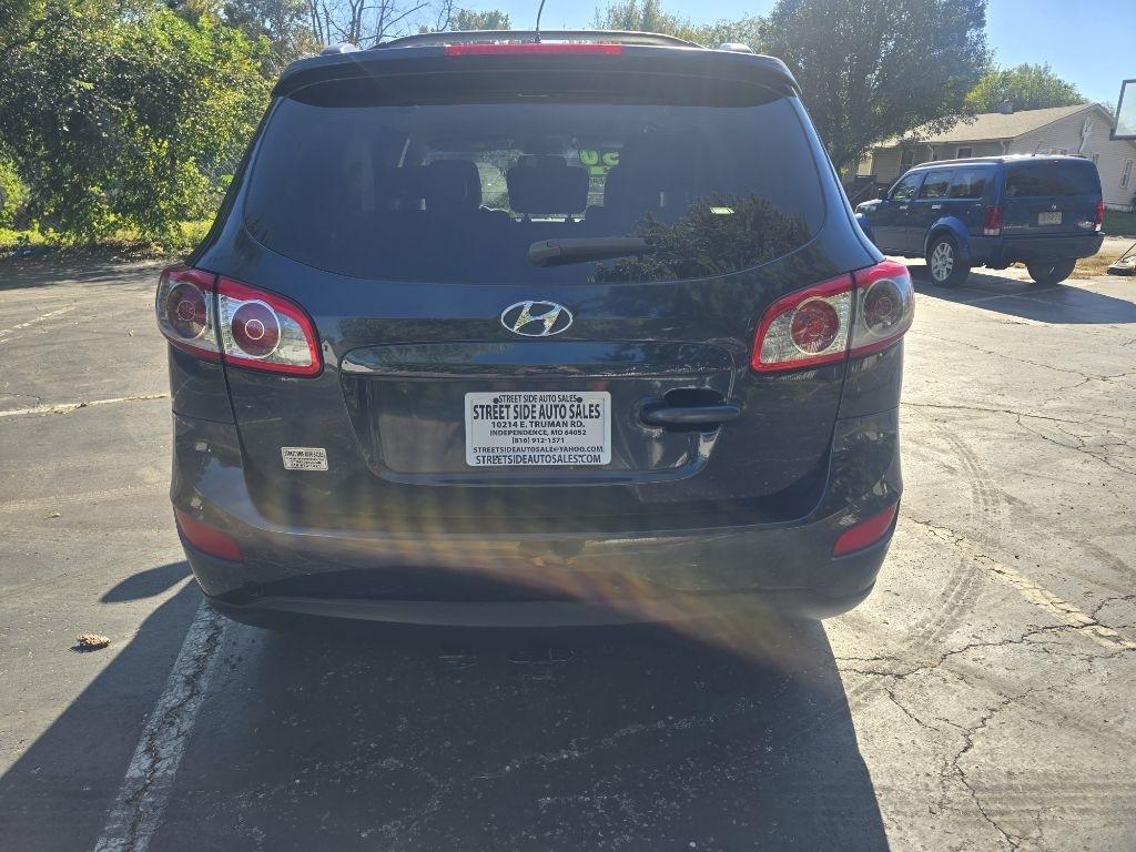 Hyundai Santa Fe  2011