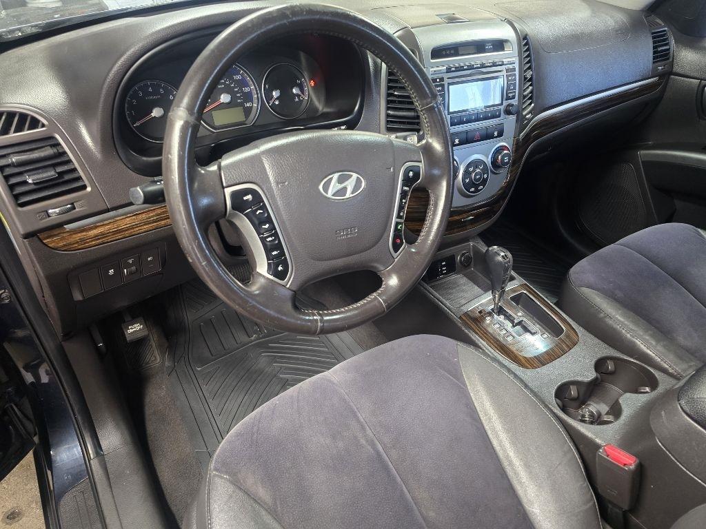 Hyundai Santa Fe  2011