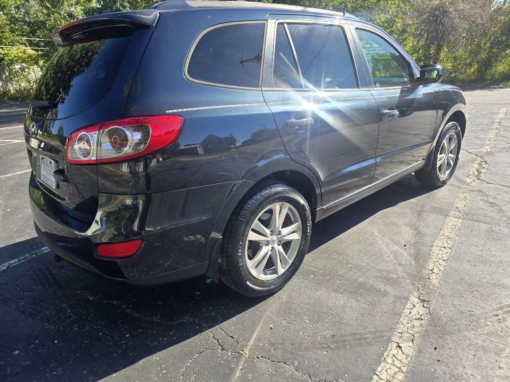 Hyundai Santa Fe  2011