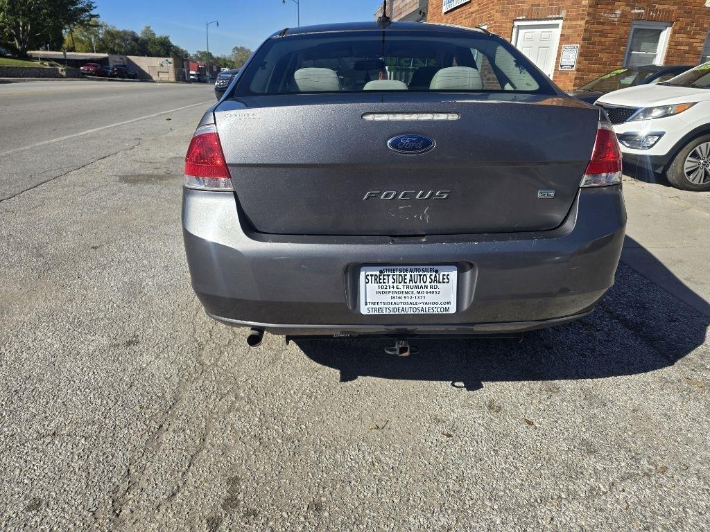 Ford Focus  2010