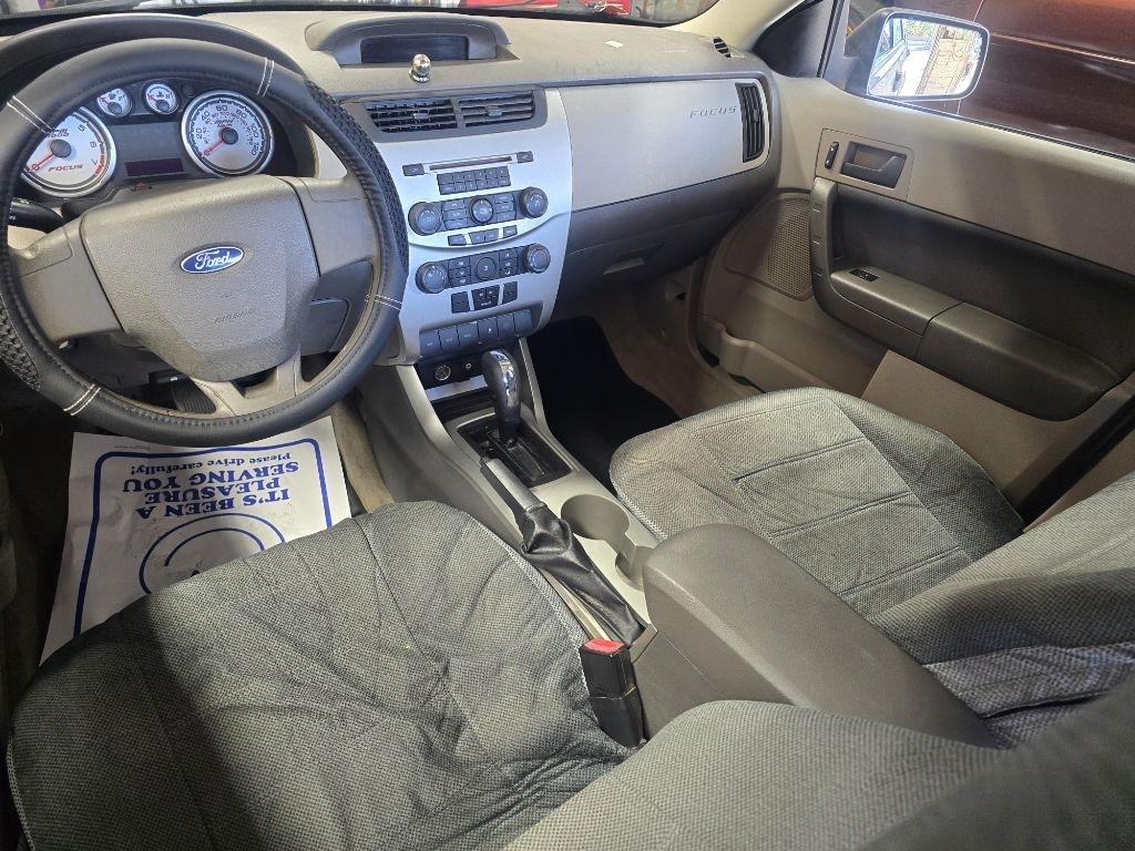 Ford Focus  2010