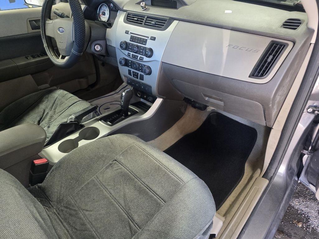 Ford Focus  2010