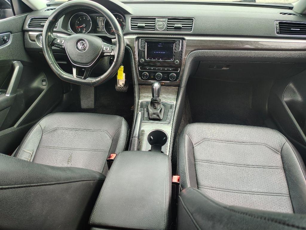 Volkswagen Passat  2016