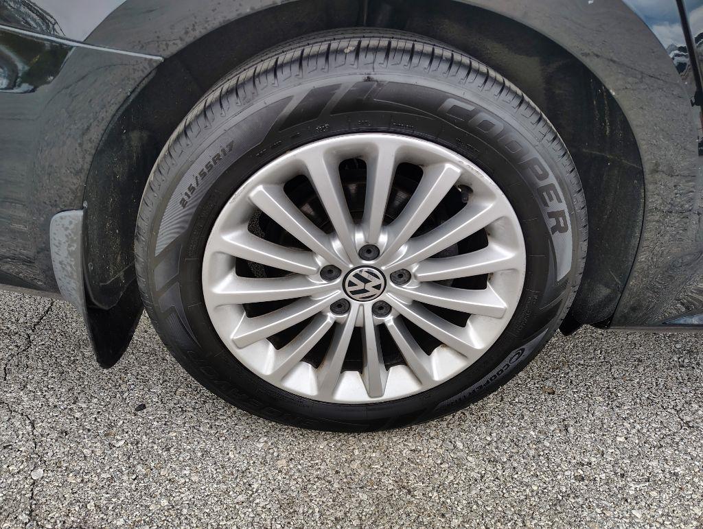 Volkswagen Passat  2016
