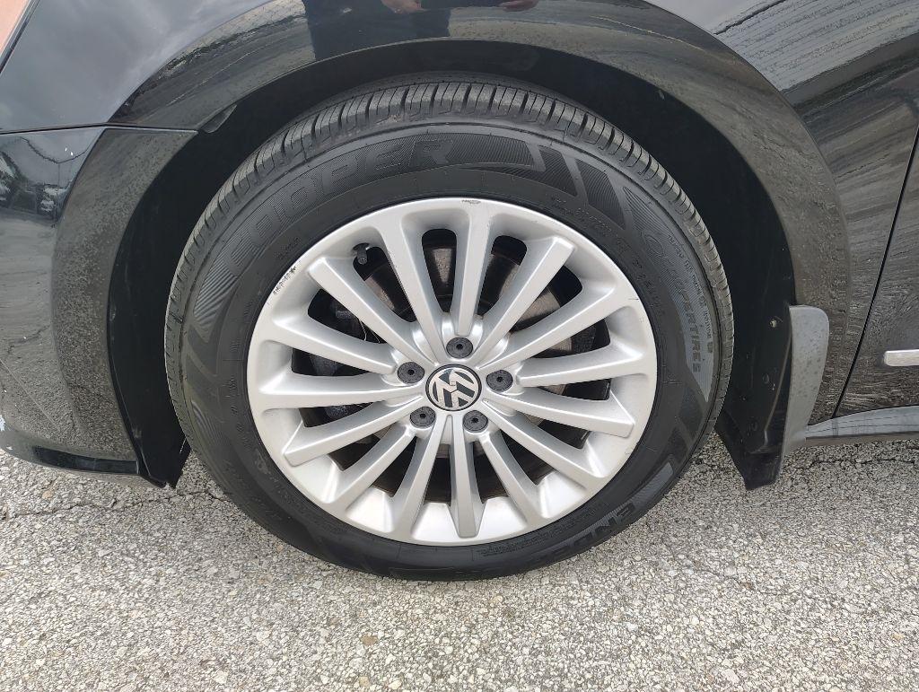Volkswagen Passat  2016