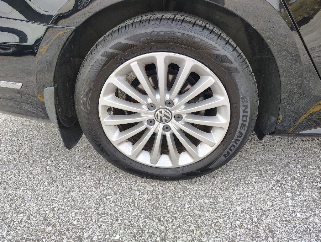 Volkswagen Passat  2016