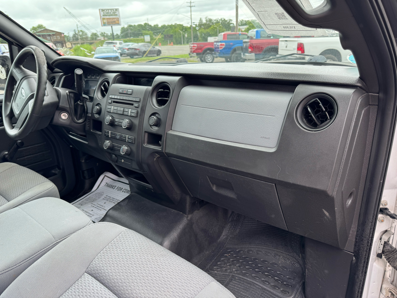 2013 Ford F-150 XL photo 19