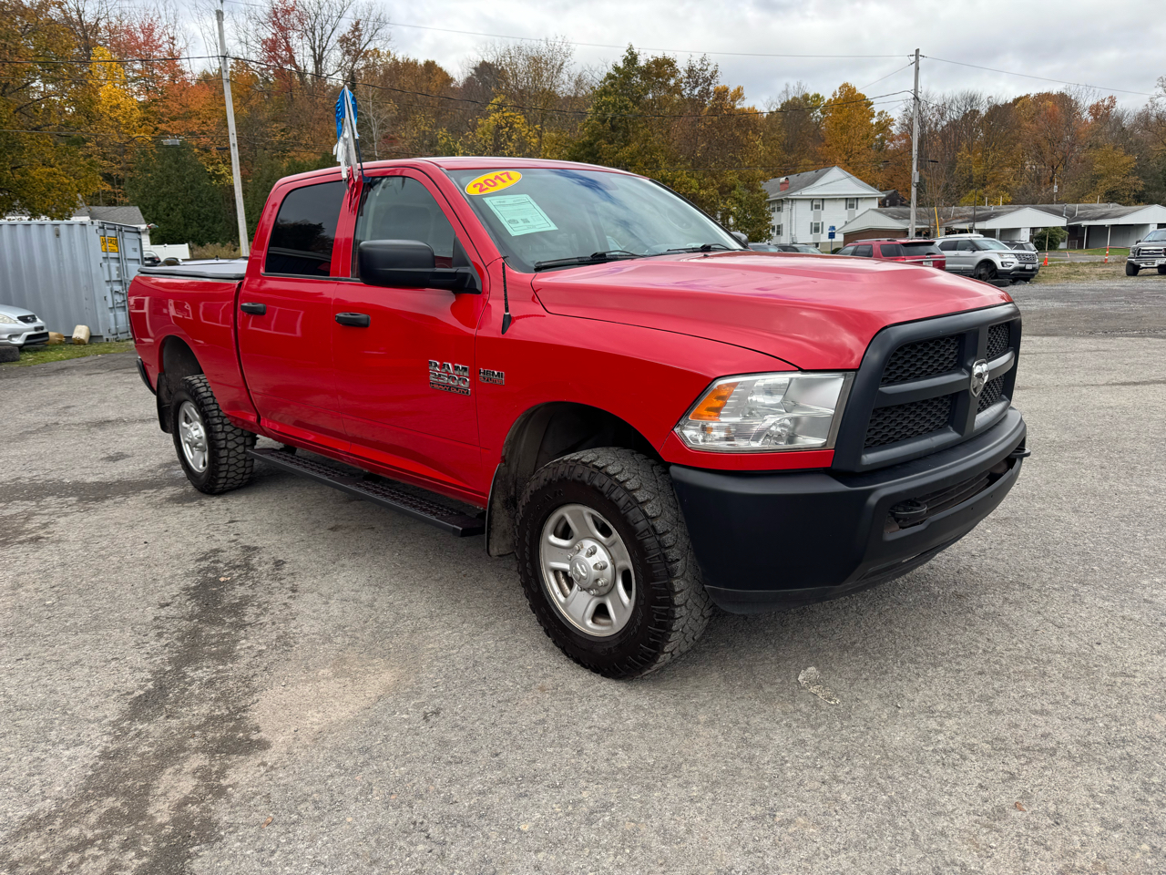 RAM 2500 Tradesman 4x4 Crew Cab 6'4" Box 2017 RAM 2500 Tradesman 4x4 Crew Cab 6'4" Box 2017