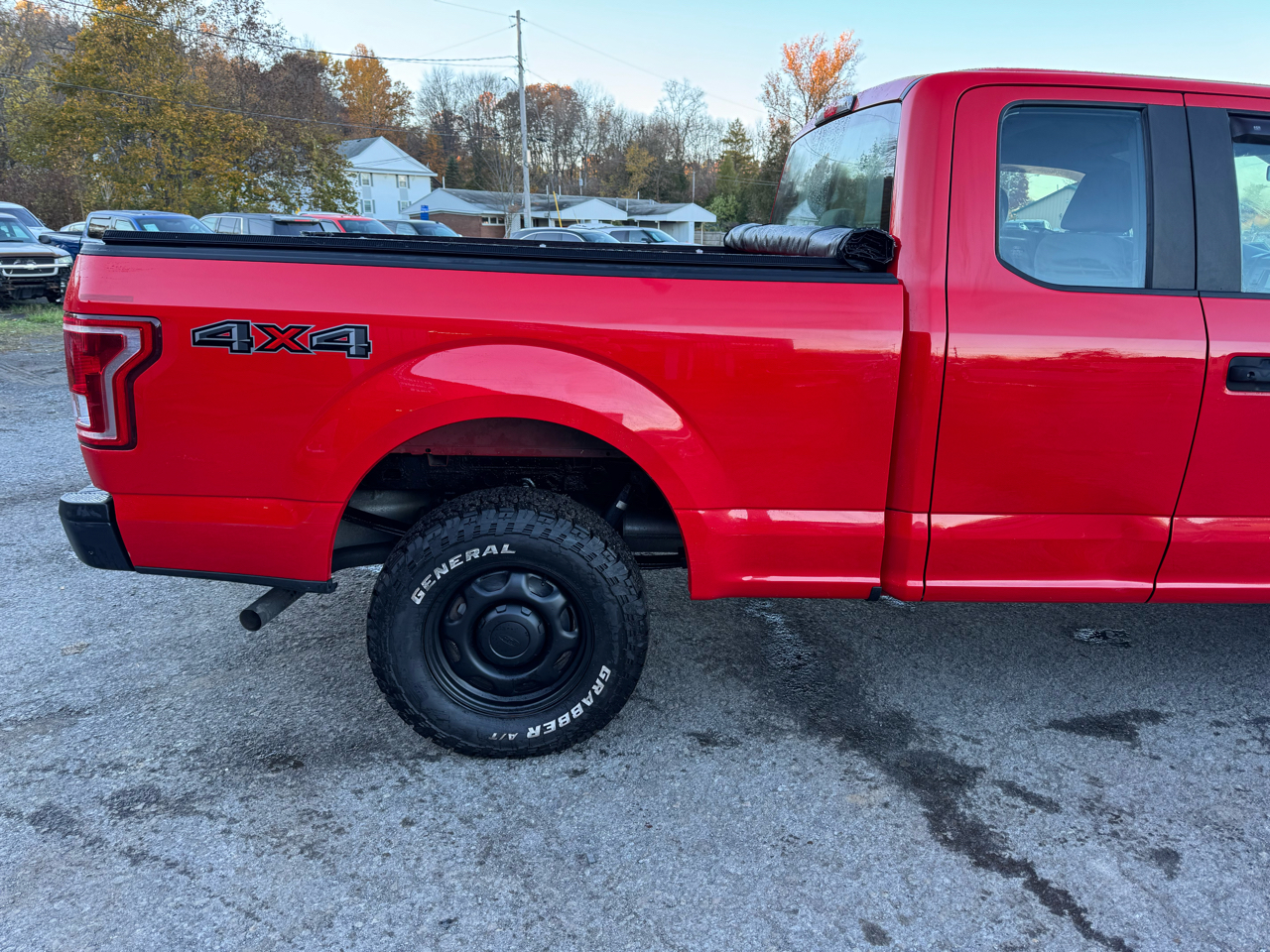 Ford F-150 4WD SuperCab 145" XL 2015 Ford F-150 4WD SuperCab 145" XL 2015