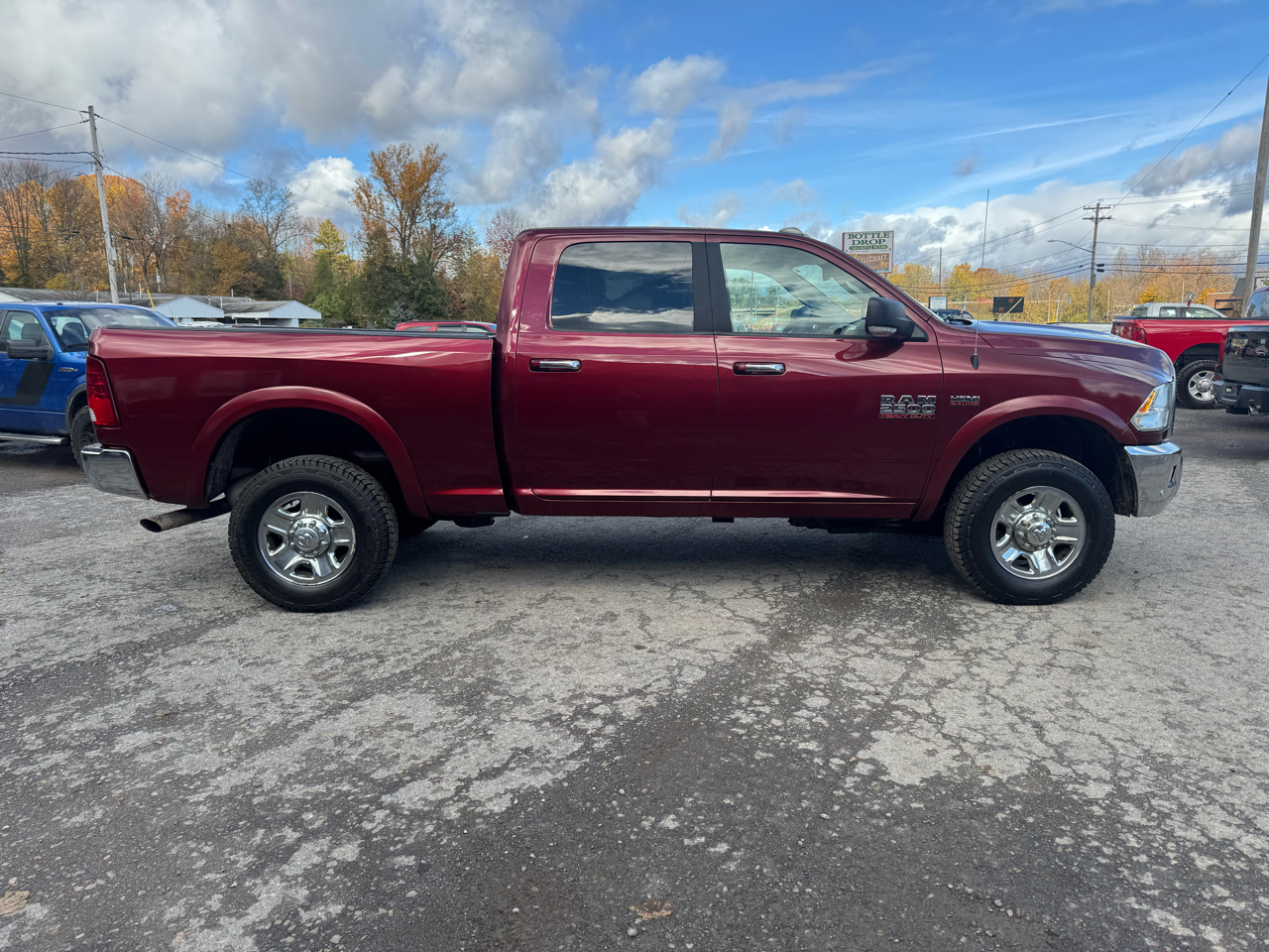 RAM 2500 4WD Crew Cab 149" SLT 2016 RAM 2500 4WD Crew Cab 149" SLT 2016