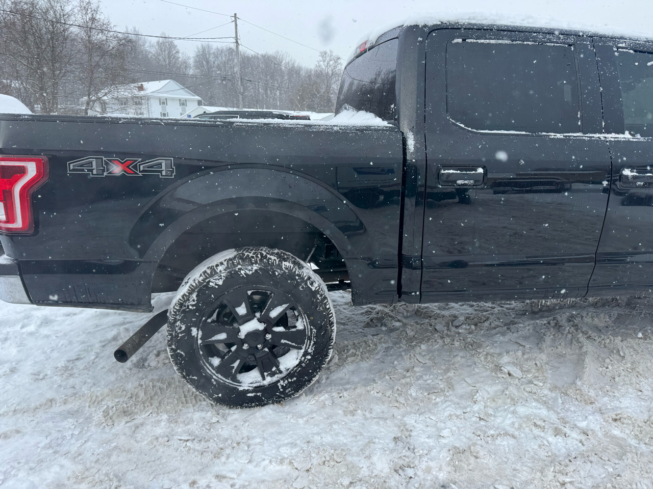 Ford F-150 XLT SuperCrew 5.5-ft. Bed 4WD 2016