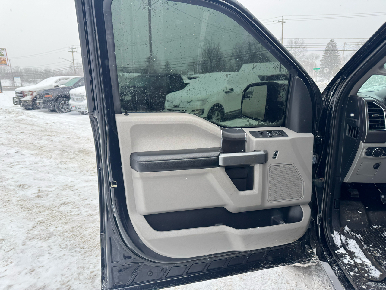 Ford F-150 XLT SuperCrew 5.5-ft. Bed 4WD 2016