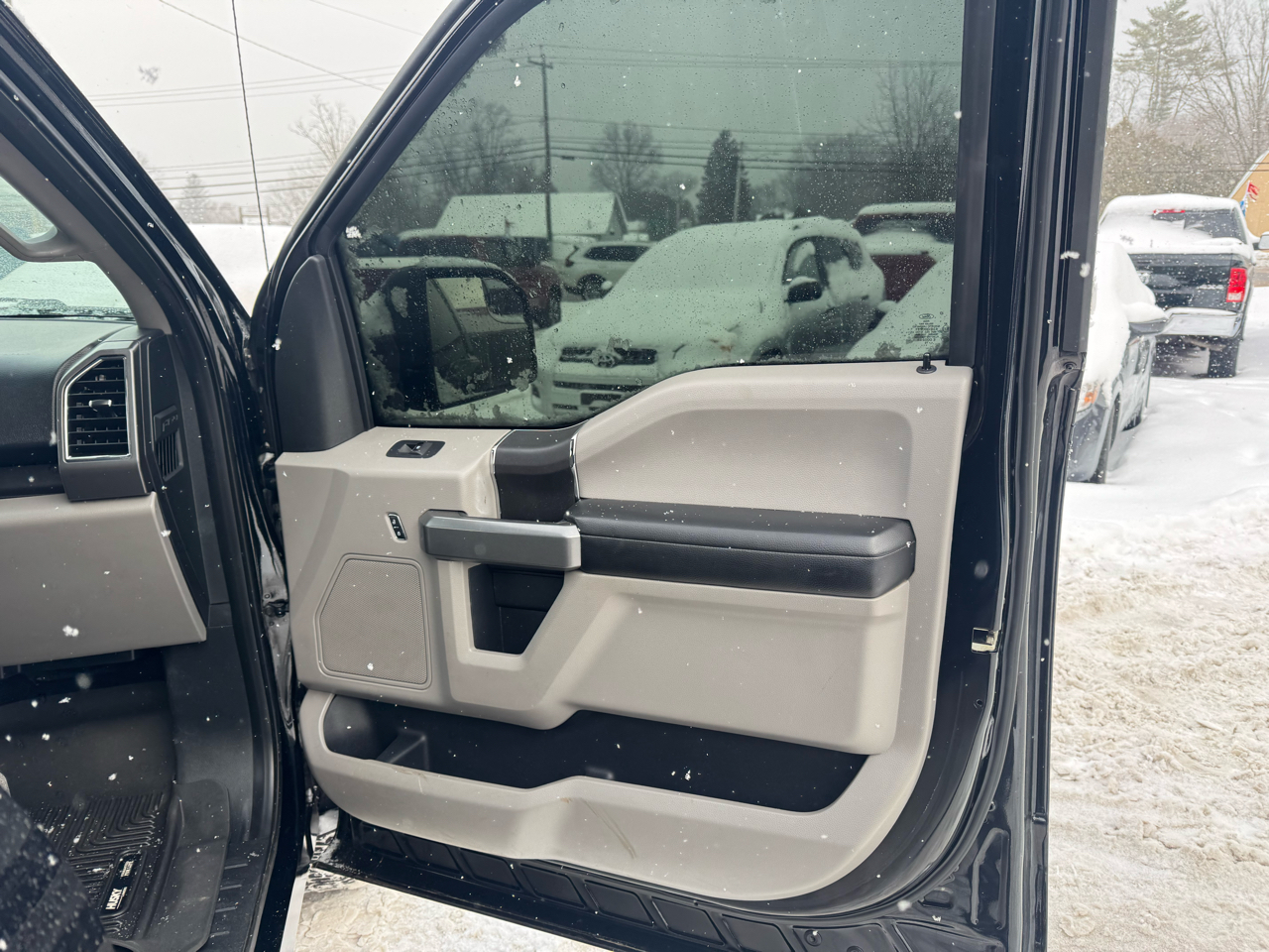 Ford F-150 XLT SuperCrew 5.5-ft. Bed 4WD 2016