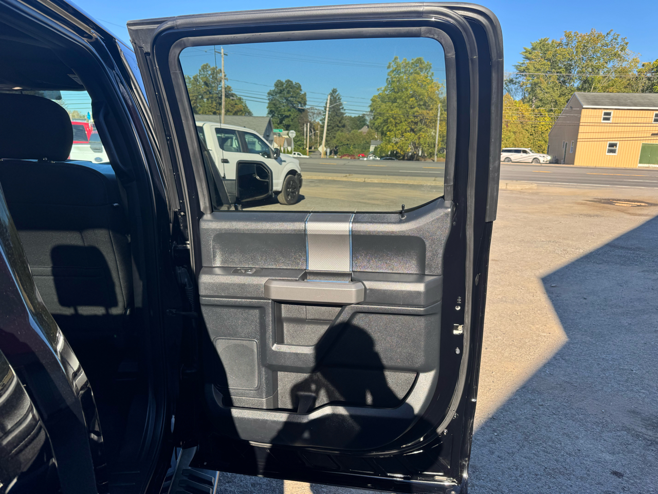 2017 Ford F-150 XLT photo 14