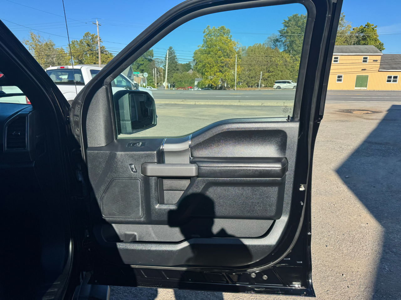 2017 Ford F-150 XLT photo 15