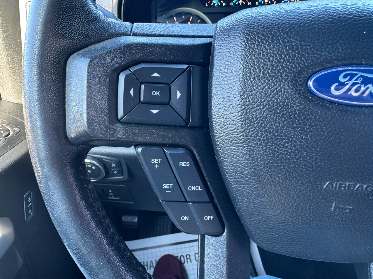 2017 Ford F-150 XLT photo 20
