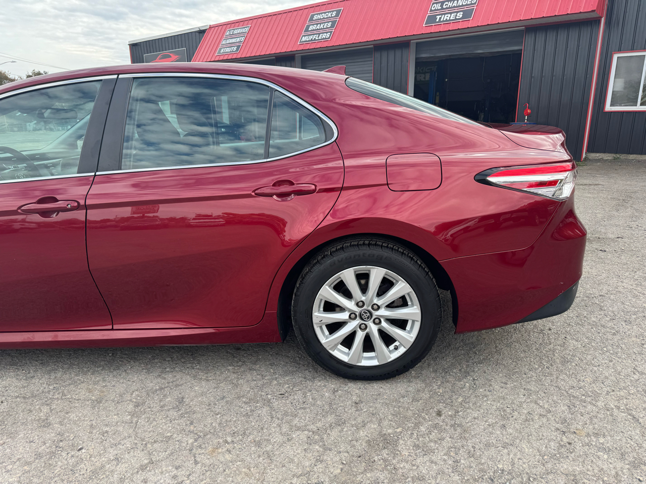 Toyota Camry XLE Auto (Natl) 2019 Toyota Camry XLE Auto (Natl) 2019