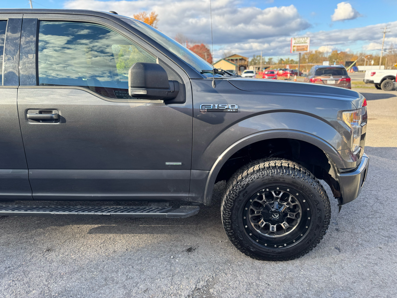Ford F-150 4WD SuperCab 145" XLT 2016 Ford F-150 4WD SuperCab 145" XLT 2016