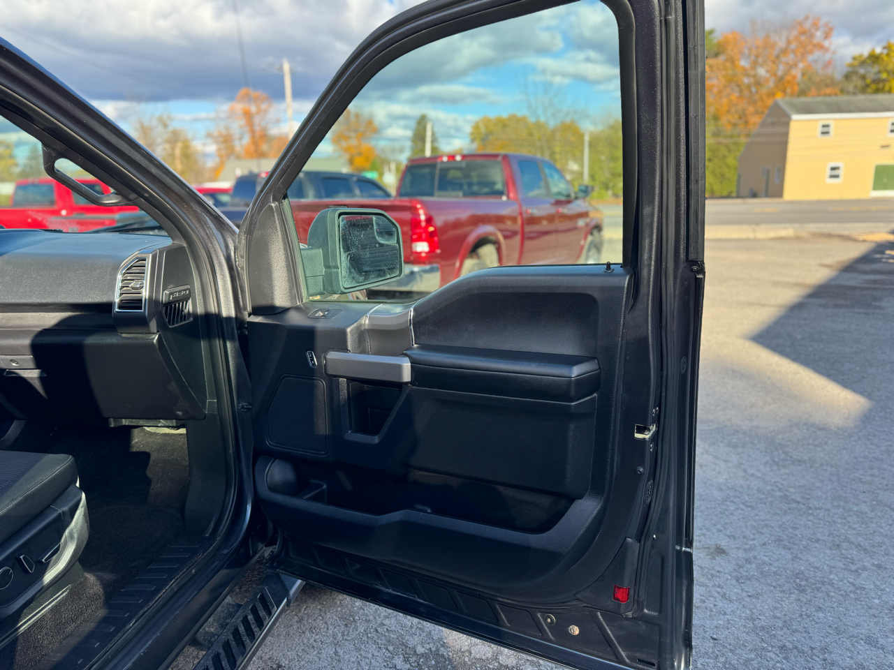 Ford F-150 4WD SuperCab 145" XLT 2016 Ford F-150 4WD SuperCab 145" XLT 2016