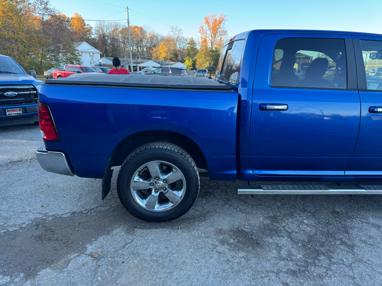 RAM 1500 Big Horn 4x4 Crew Cab 5'7" Box 2017 RAM 1500 Big Horn 4x4 Crew Cab 5'7" Box 2017