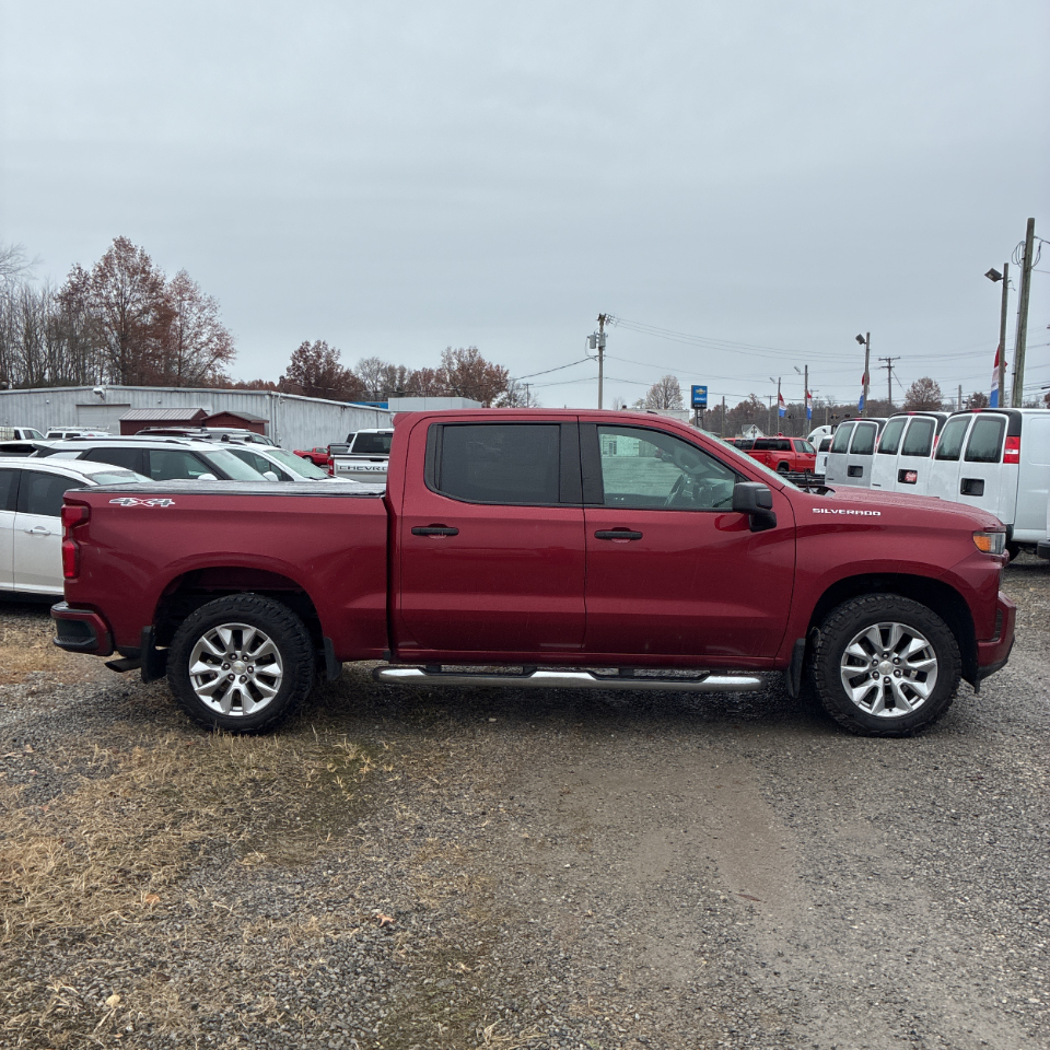 2020 Chevrolet Silverado 1500 Custom photo 2