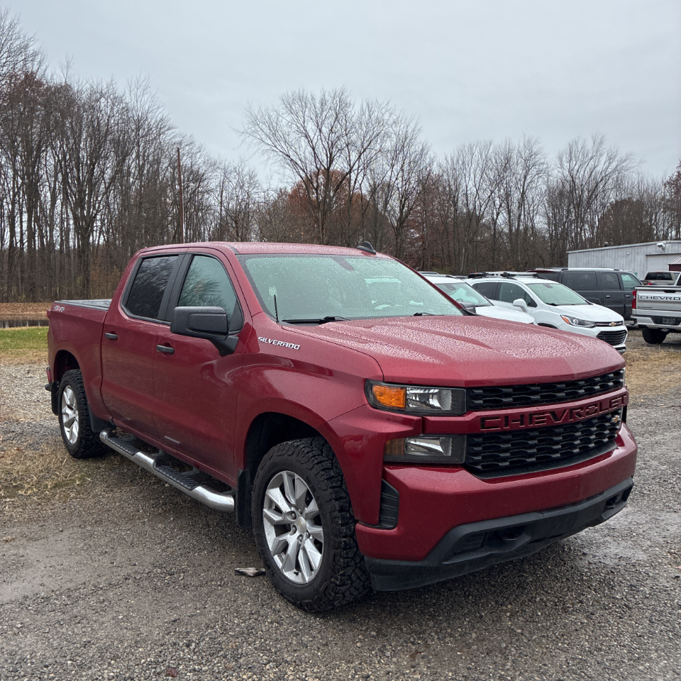 2020 Chevrolet Silverado 1500 Custom photo 3