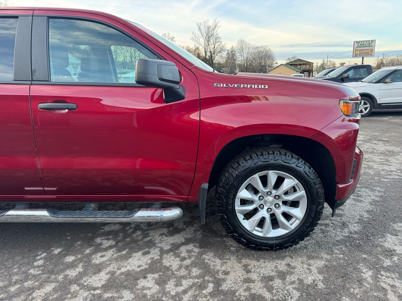 Chevrolet Silverado 1500 4WD Crew Cab 147" Custom 2020