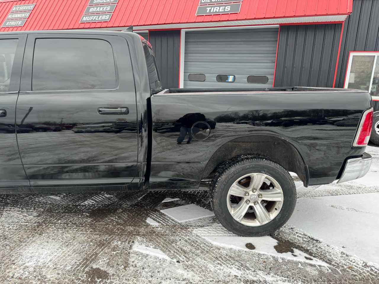 RAM 1500 4WD Crew Cab 149" Sport 2014