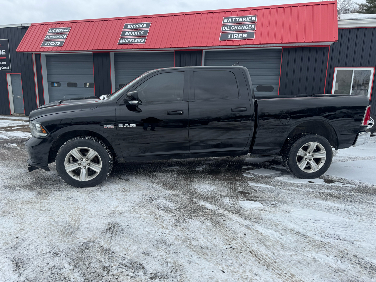 RAM 1500 4WD Crew Cab 149" Sport 2014